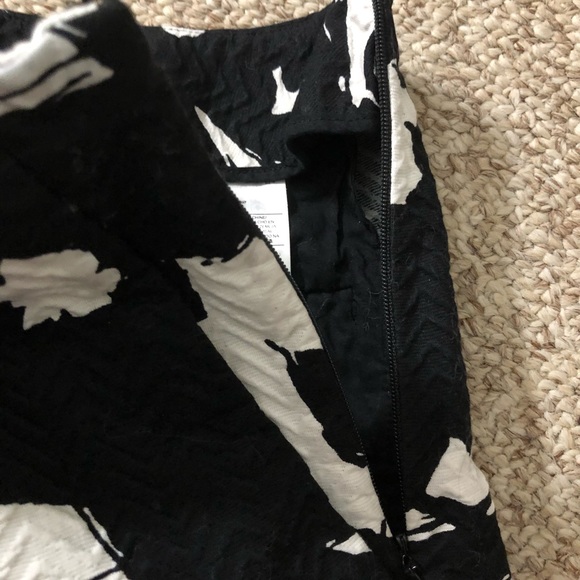 Banana Republic shorts - Picture 7 of 8